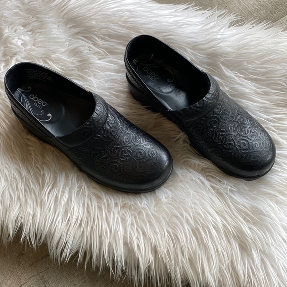 Abeo Shoes - Abel B.I.O. System Flora Black Tooled Leather Slip Resistant Clogs Size 8.5 N